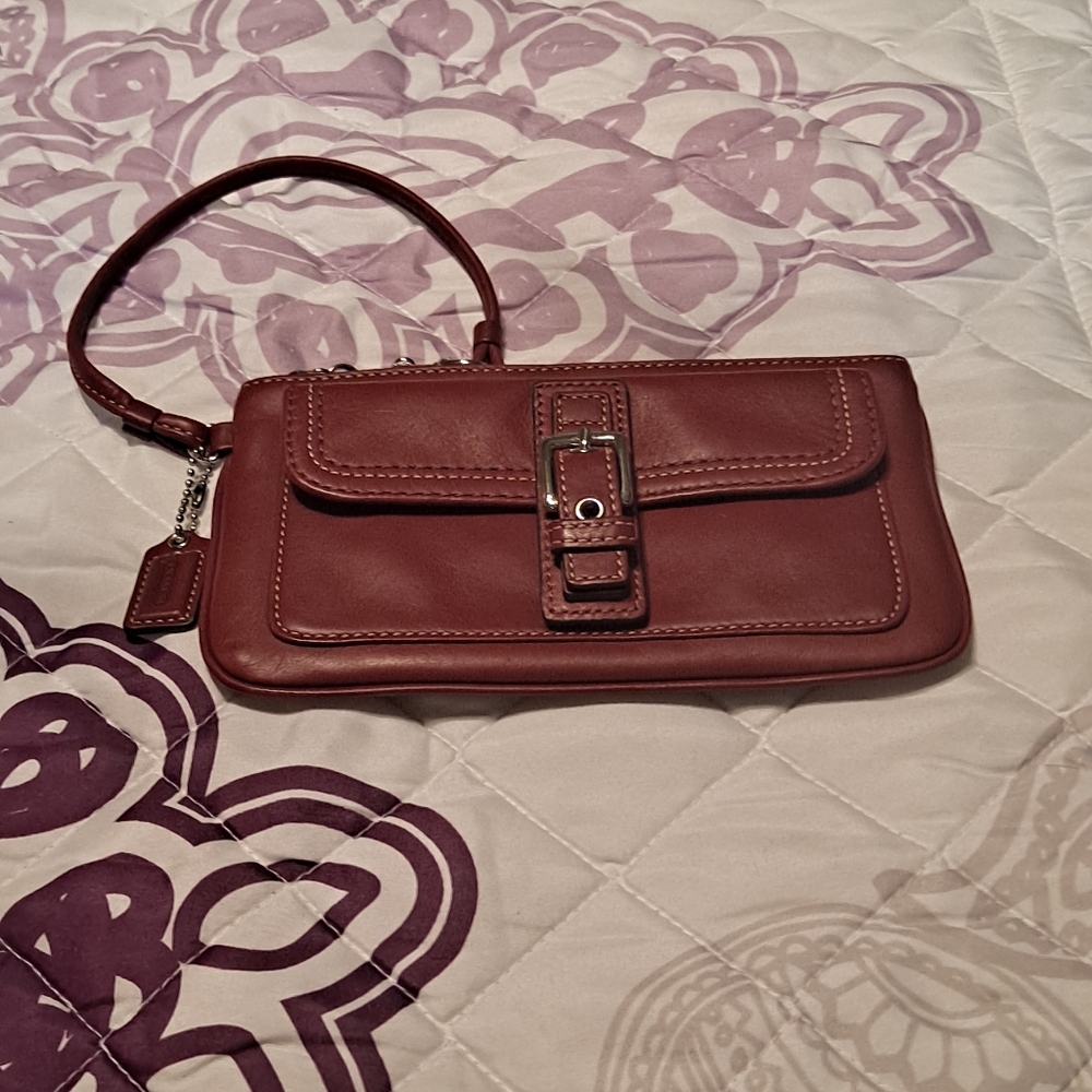Authentic Coach Hampton Wristlet Vantage